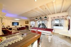 אצולת רומי בוטיק 9