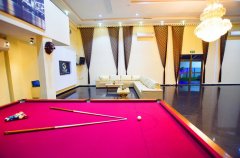 גולד קומפלקס 16