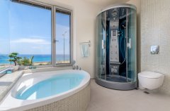 מלון בוטיק רינה על הים 8