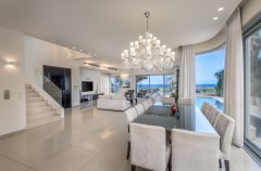 מלון בוטיק רינה על הים 13