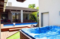 אחוזת הכוכבים 18