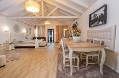 מלון בוטיק חלום בלבן 10