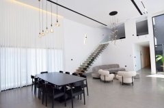 וילה דללוצ'ה 13