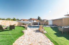 מלון בוטיק וילה שקיעות אדומות 31