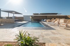 מלון בוטיק וילה שקיעות אדומות 21