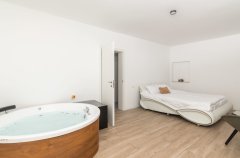 מלון בוטיק וילה שקיעות אדומות 22