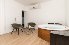 מלון בוטיק וילה שקיעות אדומות 24