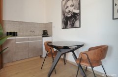 מלון בוטיק וגאס 24