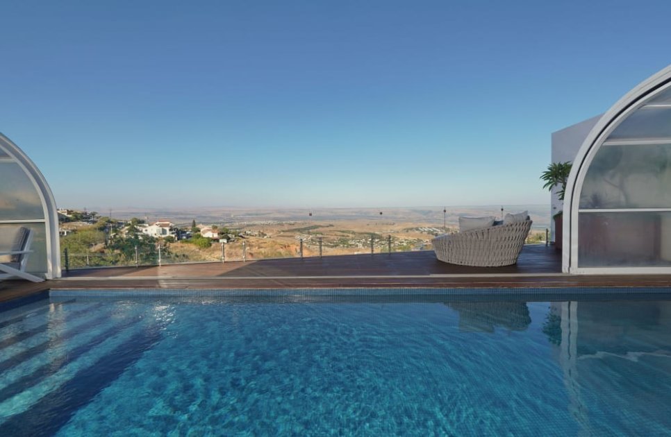 מלון בוטיק AQUA בוטיק